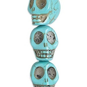 Magnesiet, turquoise blauw, skull, 18x18mm. Verkocht per 2 stuks