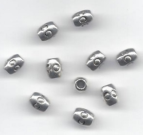 Zilverfinished metalen kralen, 8x5mm, rijggat 3mm. Verkocht per 10 stuks